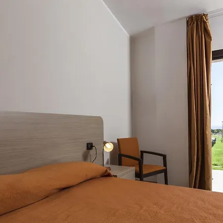 Ξενοδοχείο Mercury Boutique 4*