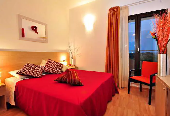 Mercury Boutique SantʼAntìoco